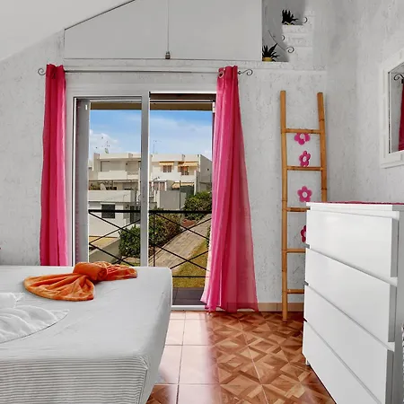 2 Bedrooms In Playa De Americas Lägenhet
