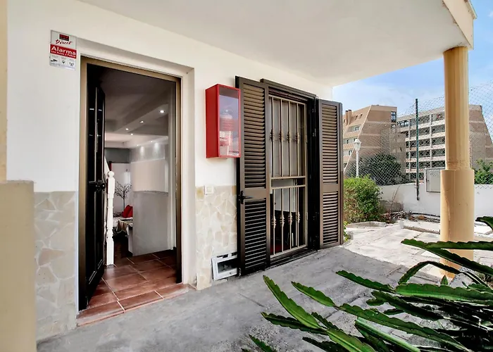 2 Bedrooms In Playa De Americas Apartamento Playa de las Américas