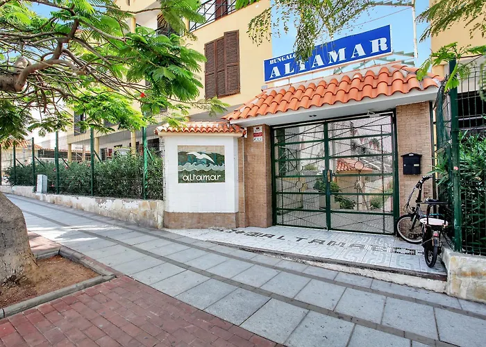2 Bedrooms In Playa De Americas Apartamento *