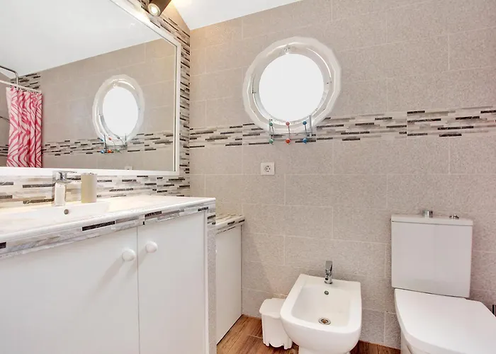 2 Bedrooms In Playa De Americas Apartment