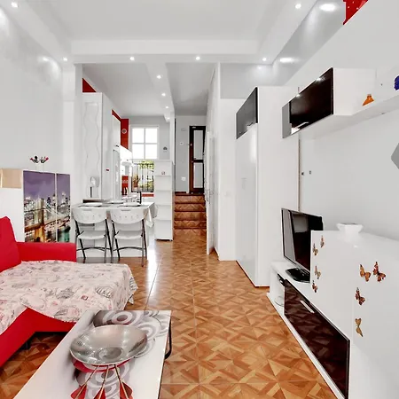2 Bedrooms In Playa De Americas * Плая-де-лас-Америкас